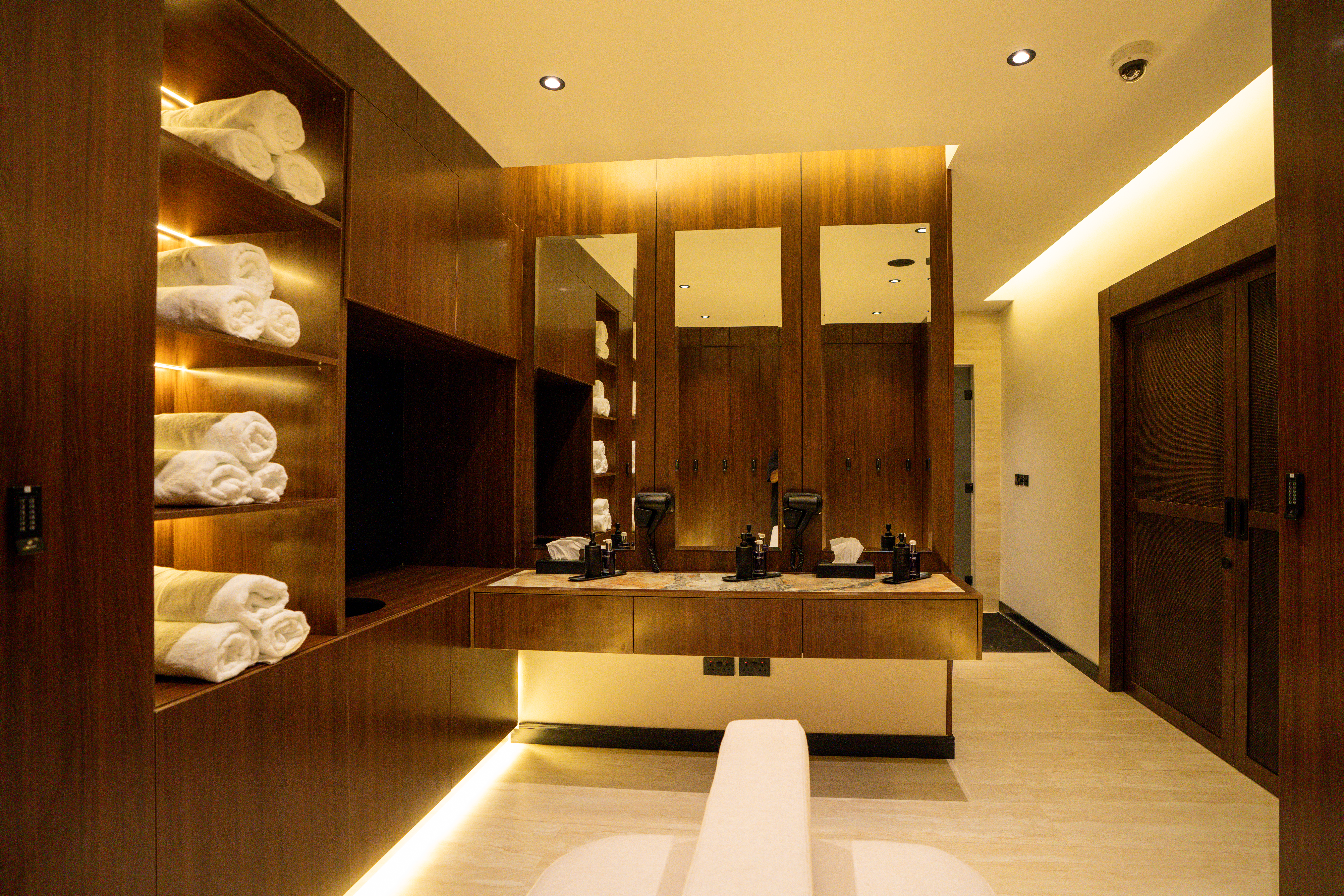 Him Spa